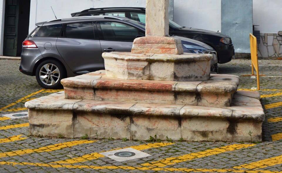 Pelourinho Veiros 4.JPG