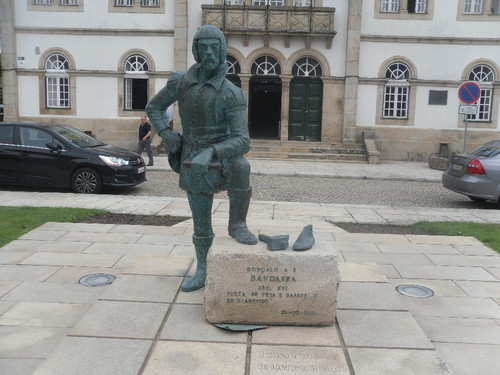 Monumento ao Grande Bandarra 2.JPG