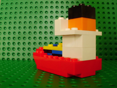 Barco com contentores 3