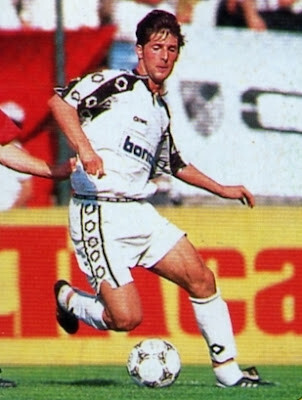 94 95 pedro_barbosa_sporting_94_95_only (1).jpg