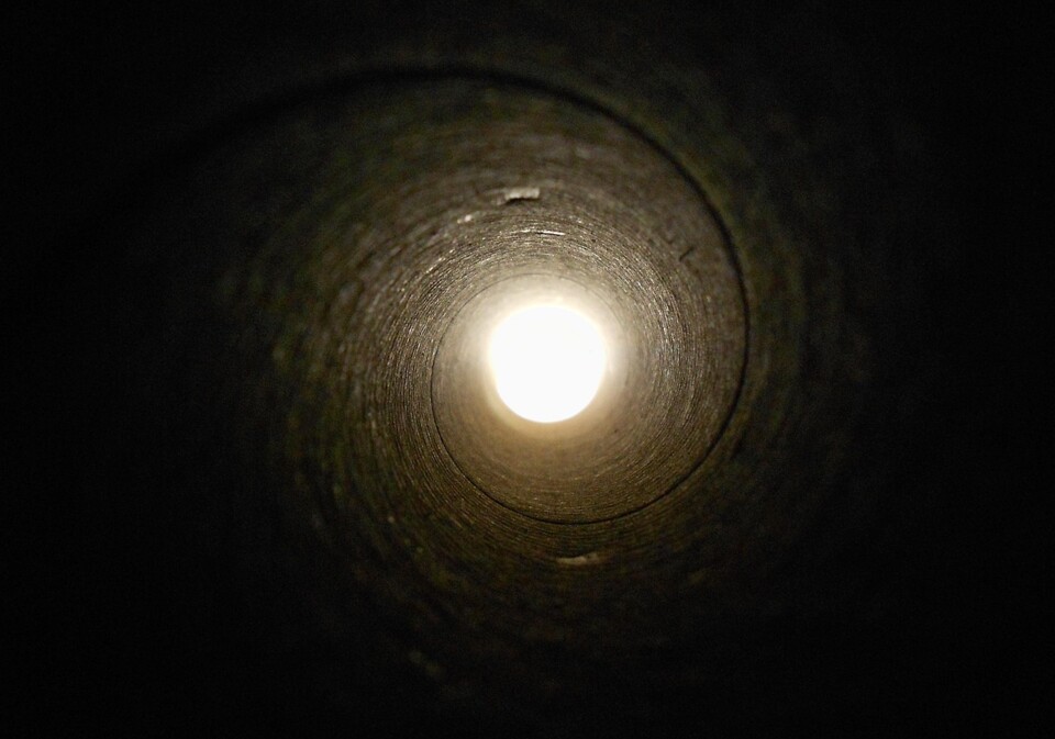 tunnel-20180_1280.jpg