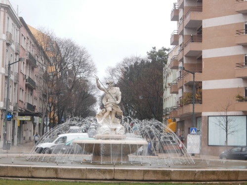 Largo de D. Estefânia 3.JPG