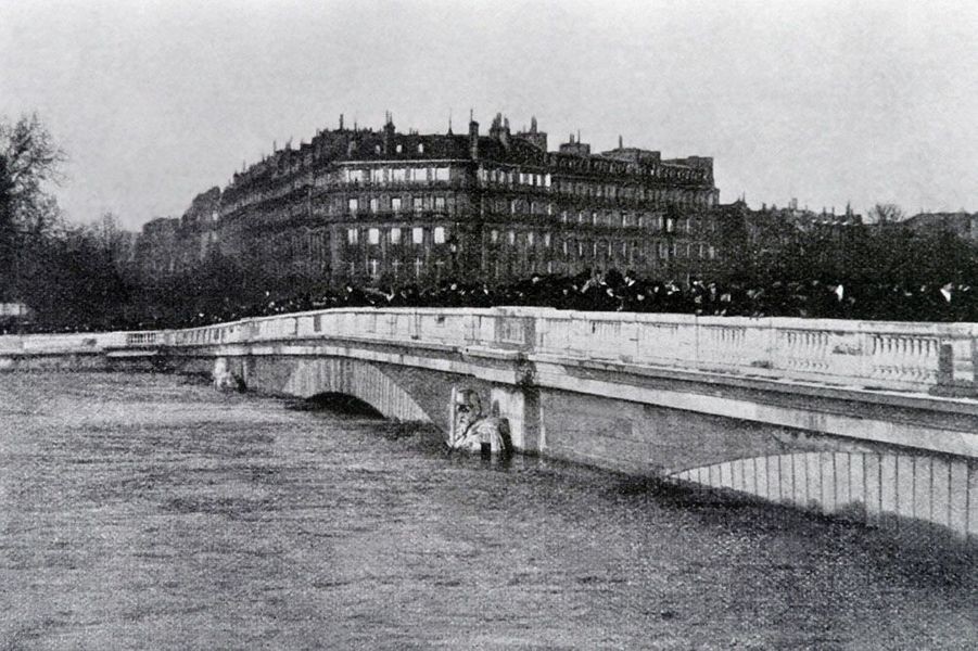 paris-crues2016-Le-Zouave-en-1910.jpg