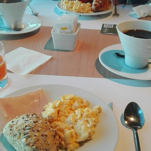 23621672_1463388107043082_6947319183676420195_n.jp