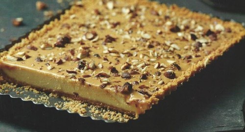 Cheesecake de Forno com Leite Condensado e Amêndo Cheesecake de Forno com Leite Condensado e Amêndo