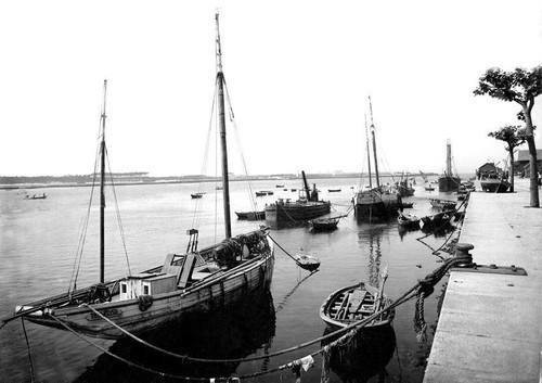 137-embarcacoes no rio 40-50.jpg