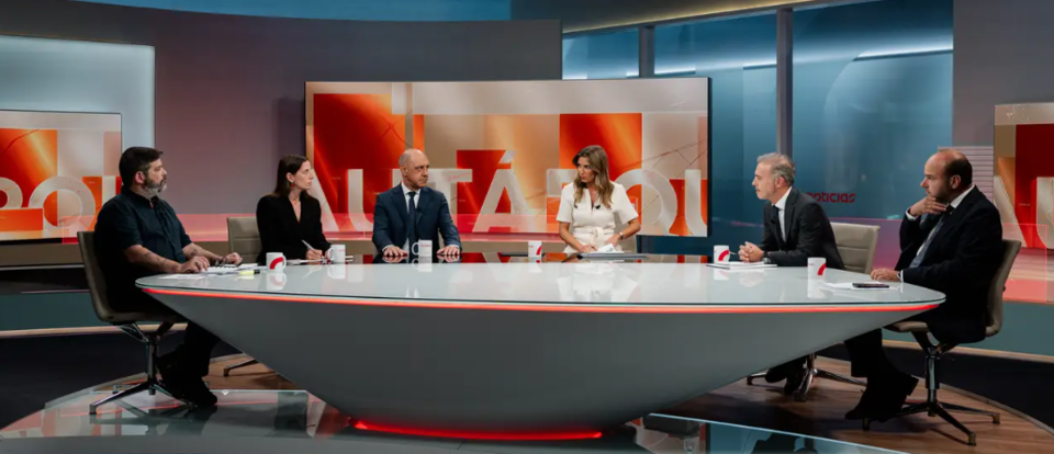 Captura de ecrã 2025-09-22 000348.png