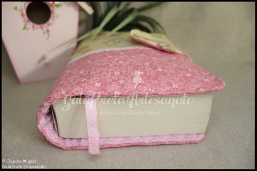 Capa de livros Mochinhos Cor-de-rosa4.JPG