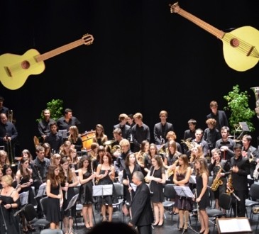 leva-me aos fados.jpg