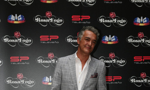 Rosa Fogo foi o primeiro projeto desde que regressou ao canal