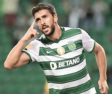 Santa Iria agradece cadeiras ao Sporting - Camarote Leonino