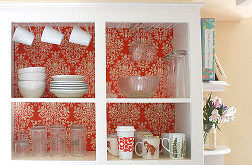 Kitchen-cabinets-with-a-fabric-interior.jpg
