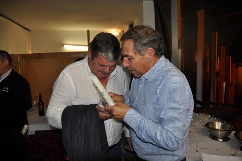 11224643_1645325799068042_1179856297142670304_n.jp