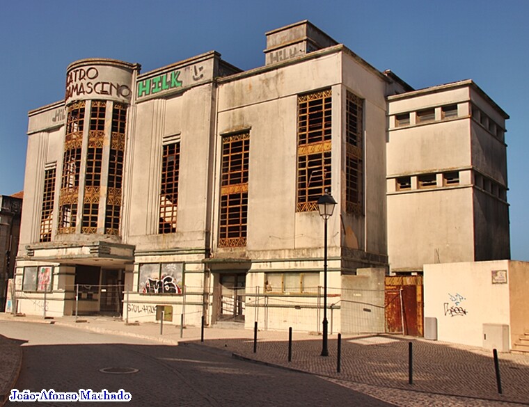 TEATRO ROSA DAMASCENO.JPG