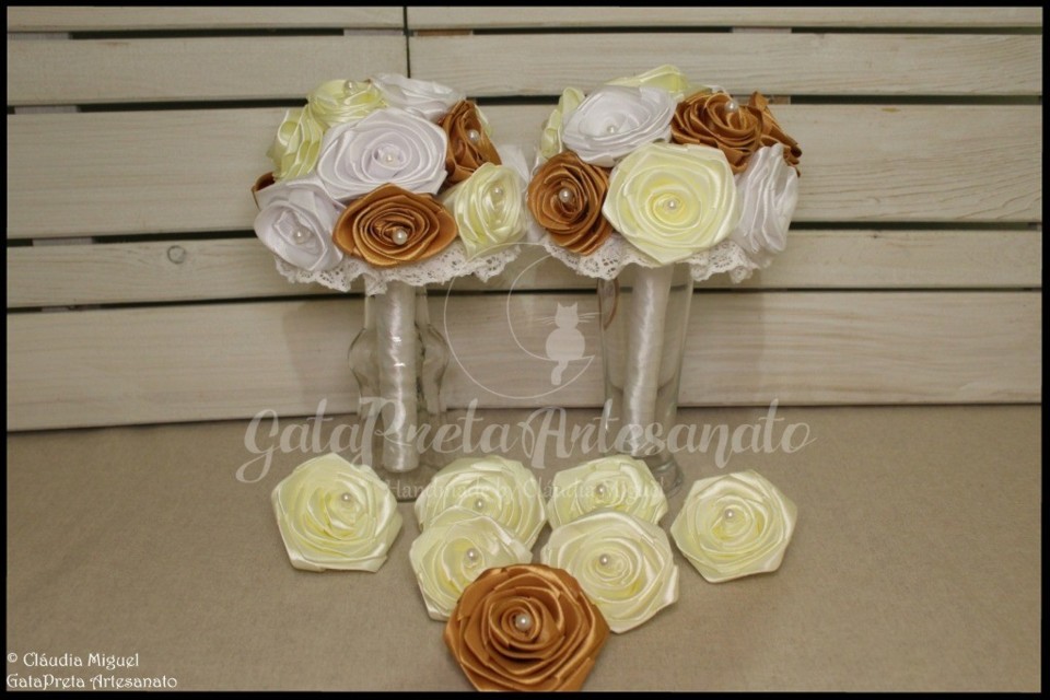 Bouquets meninas alianças Golden Moment1.JPG