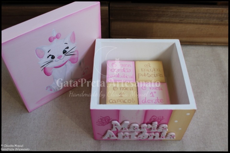 Caixa recordações de bebé Lady Marie3.JPG