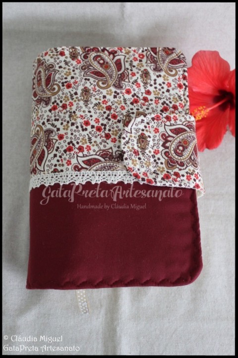 Capa de livros Cornucópias Vermelhas1.JPG