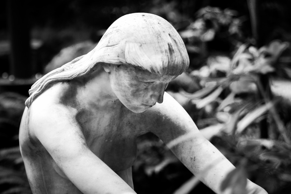 menina_calcando_meia 5.jpg