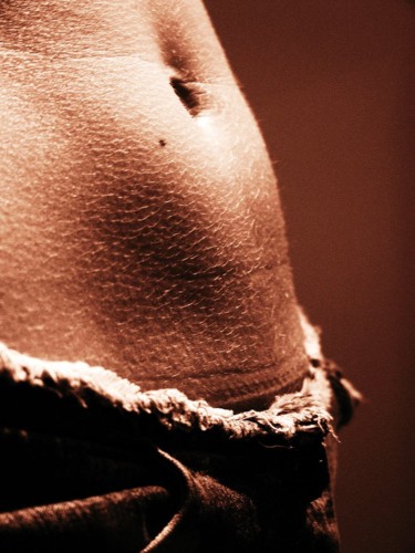 belly-in-sepiatone-1255365.jpg