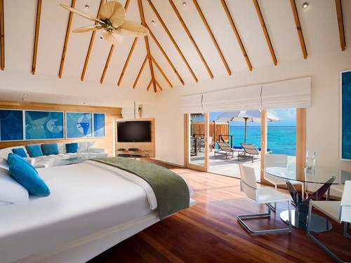 CN_premwatervilla01_16_700x525_FitToBoxSmallDimens