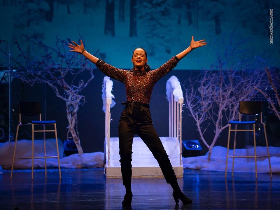 white christmas cena 2.jpg