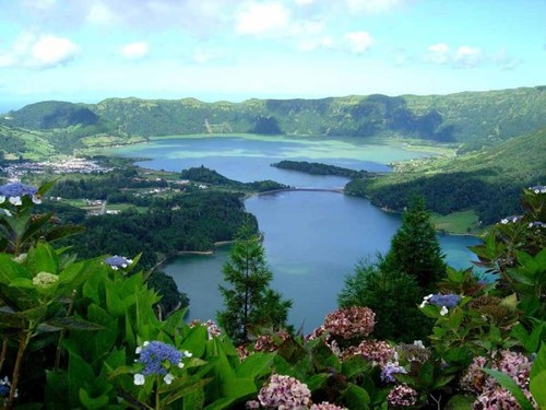 lagoa_das_sete_cidades.jpg