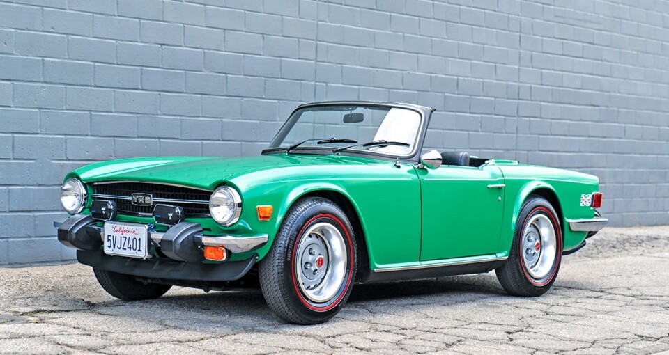 1976-triumph-tr6-main.jpg