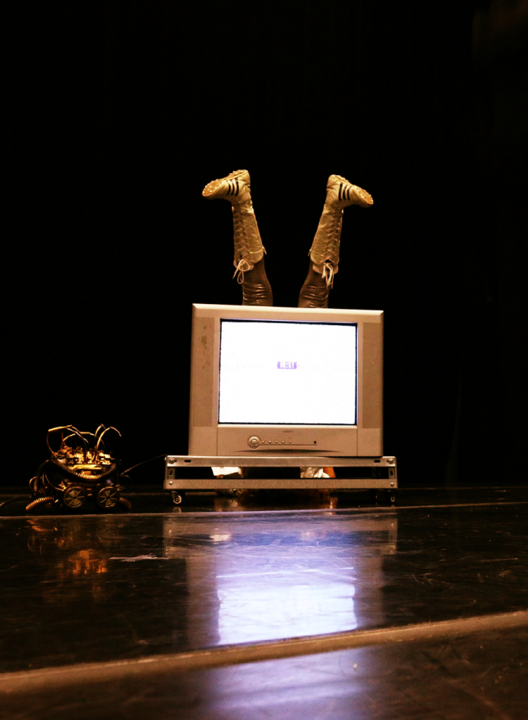 exposições e aulas A POSSE E O DESAPEGO.png