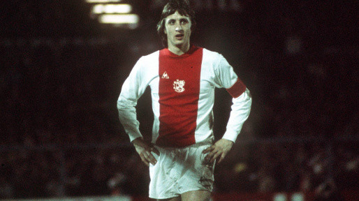 johan-cruijff-ajax-amsterdam-1545915060-19587.jpg
