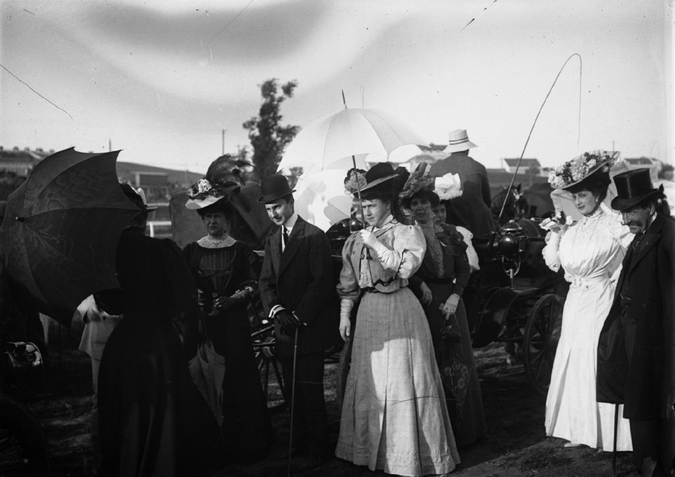 garden party1907 7.jpg