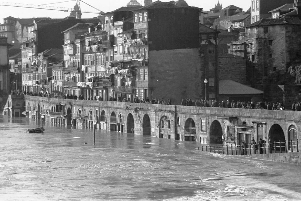 Quando-as-cheias-do-Douro-de-1909-assombraram-o-Na