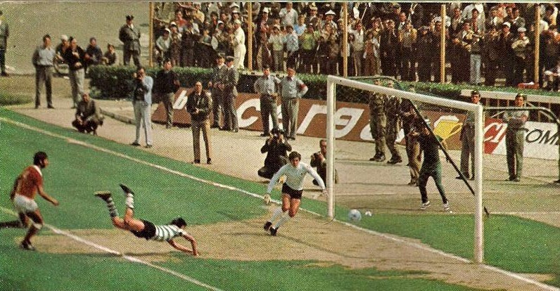 Yazalde SCP-SLB 30.3.1974.jpg