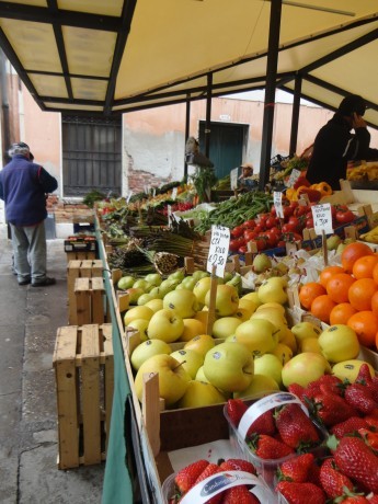 Vamos à Praça do Mercado!