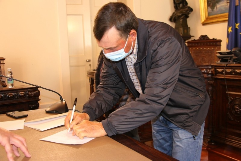 entrega de apoios - Dario Lima3.JPG