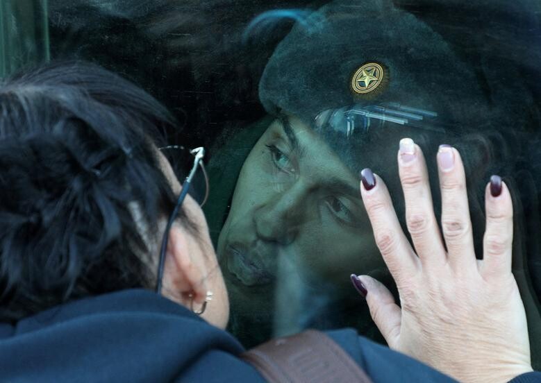 Alexey Pavlishak - Reuters.jpg
