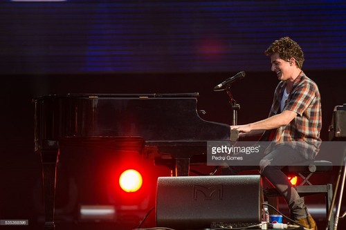 charlie-puth4.jpg
