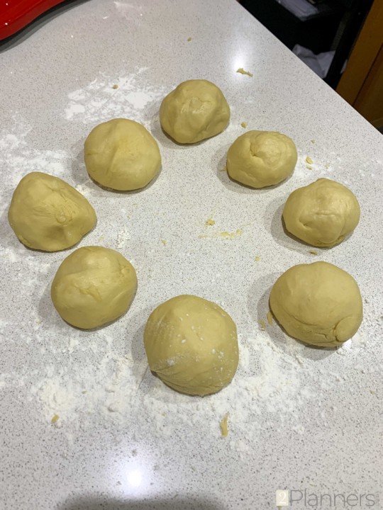 40min Burguer Buns Recipe - The2Planners