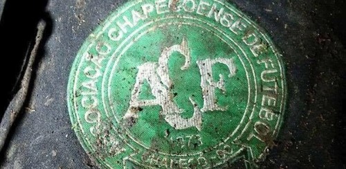 aviao-acidente-simbolo-chapecoense-sul-americana-1 aviao-acidente-simbolo-chapecoense-sul-americana-1
