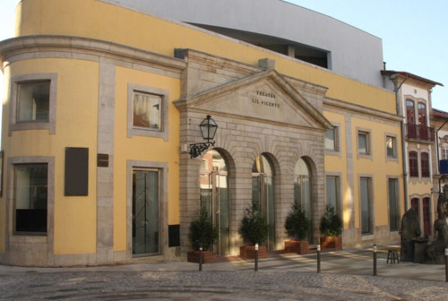 Teatro-Gil-Vicente.jpg Teatro-Gil-Vicente.jpg