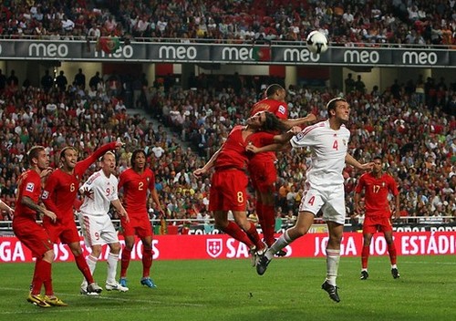 dois tugas e um húngaro a voar, três tugas e um dois tugas e um húngaro a voar, três tugas e um