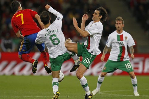 benzema, bruno alves e moutinho.jpg