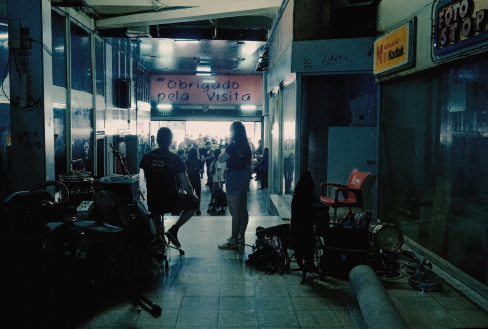 STOP - SALAS ENSAIO PARA UM MATERIALISMO HISTÓRIC