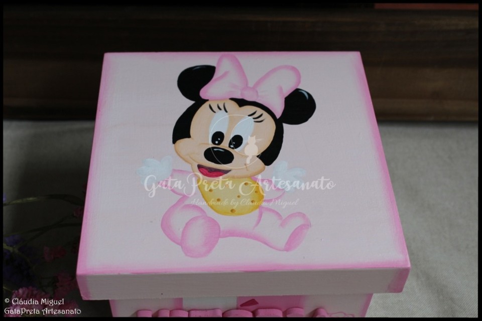 Caixa recordações bebé Baby Pearl Minnie2.JPG