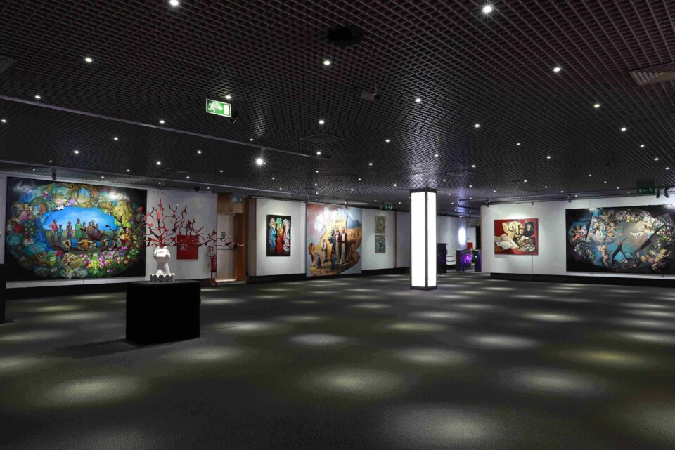 Exposição de D Anghel 11.jpg