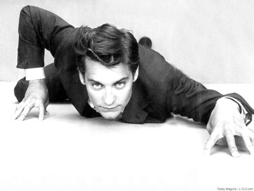 tobey-maguire-tshev-ijzj-body-6bdb72e015c53459c11d