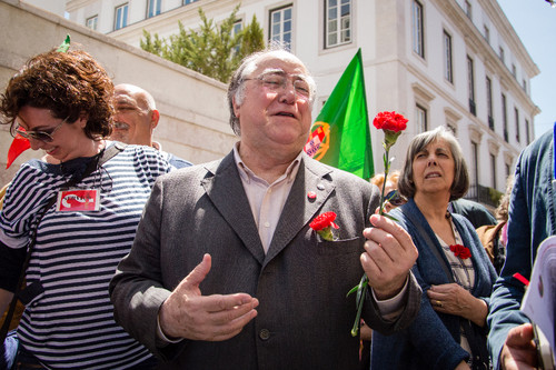(Vasco Lourenço, 25 de abril de 2014)