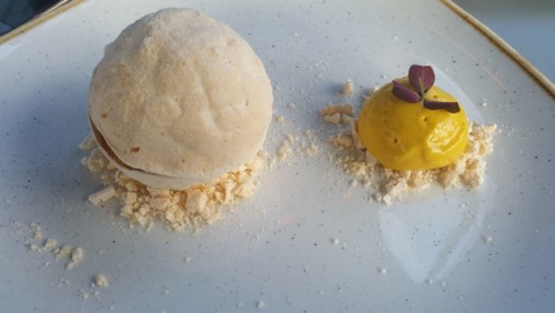 37353525_1724575084323275_3538127933128310784_n.jp