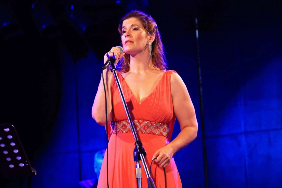 Jaqueline Carvalho 11.jpg