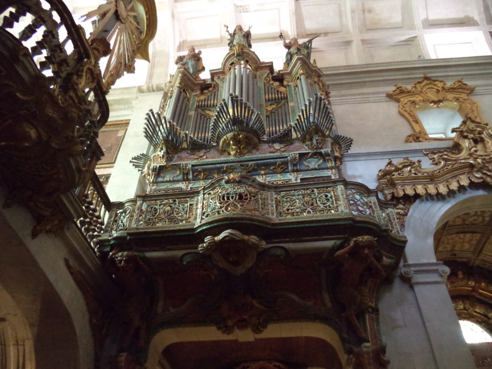 18150051_FouUn.jpeg 18150051_FouUn.jpeg