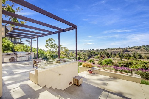 chris-hemsworth-new-malibu-estate-05.jpg chris-hemsworth-new-malibu-estate-05.jpg